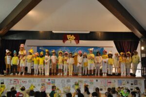 Easter bonnet competition - 4